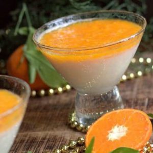 Panna cotta parfumé à la fleur d’oranger, marmelade de Mandarine