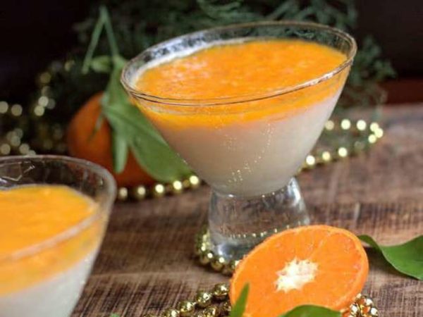 Panna cotta parfumé à la fleur d’oranger, marmelade de Mandarine